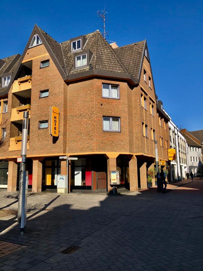 Montana Hotel Koeln-Bonn Airport Troisdorf Buitenkant foto