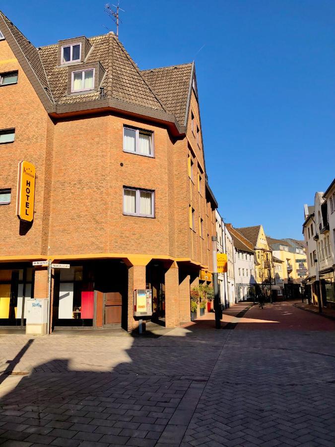 Montana Hotel Koeln-Bonn Airport Troisdorf Buitenkant foto